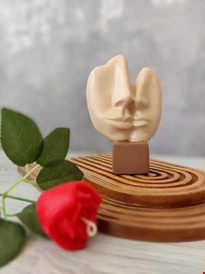 تندیس مینیمال دوچهره
